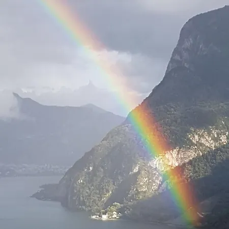 Il Bacio Sul Lago *